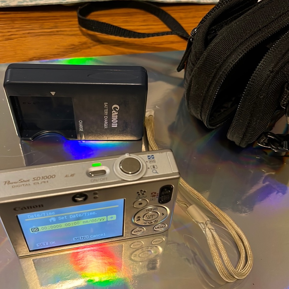 PowerShot SD1000